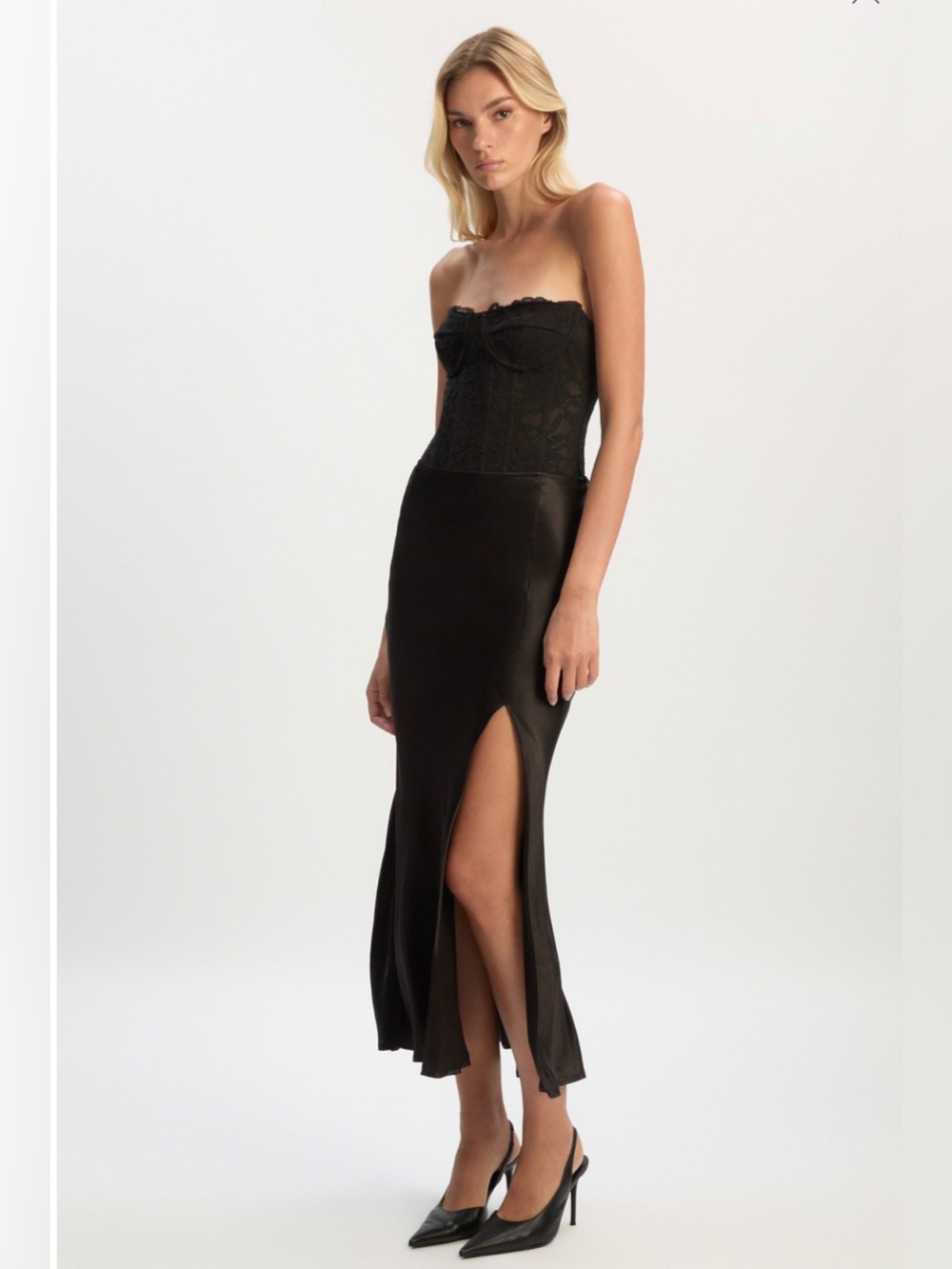 Bardot Oskar Bodysuit In Black NWT - Picture 4 of 12